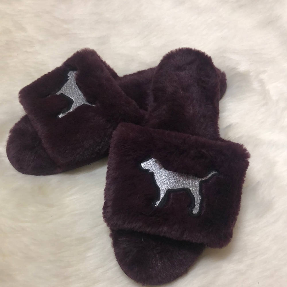 Fuzzy Victoria’s Secret pink brand house slippers